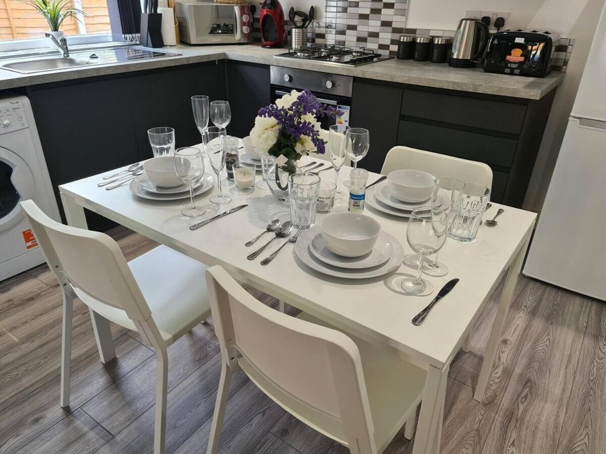 Sav Apartments - 2 Bed Cosy Flat Saffron Leicester Rom bilde